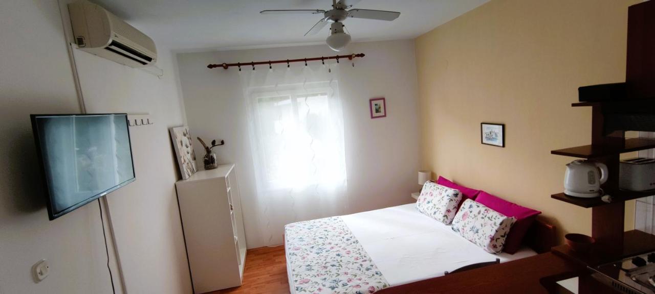 Apartments Senka Viganj Luaran gambar